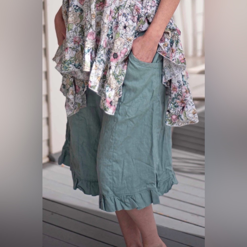 Heart’s Desire Cowgirl Split Skirt Linen‎ Kendall Green